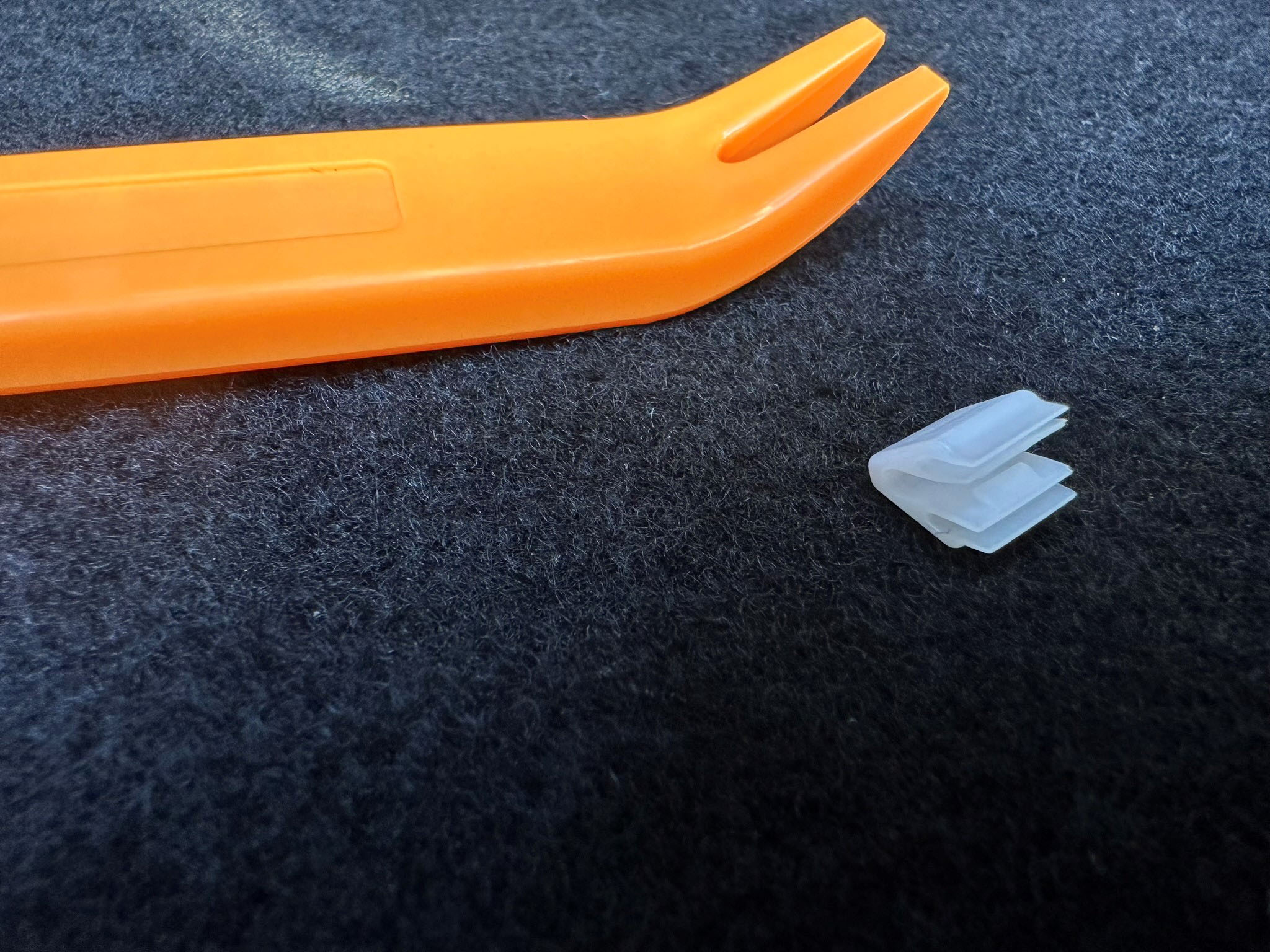 Clips Fell into a Gap