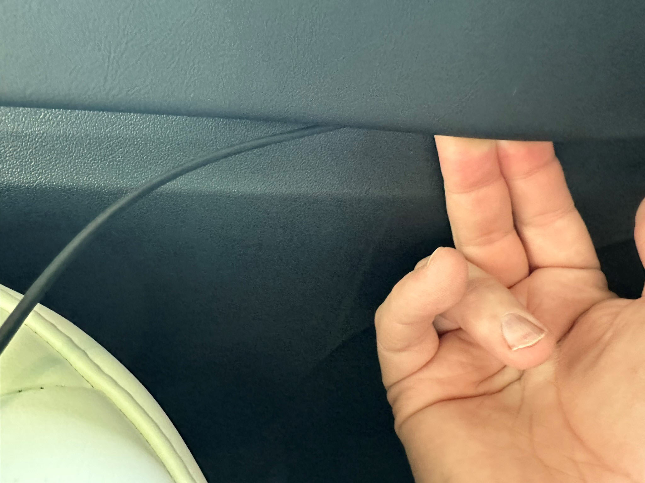 Cable Routing under the side trim