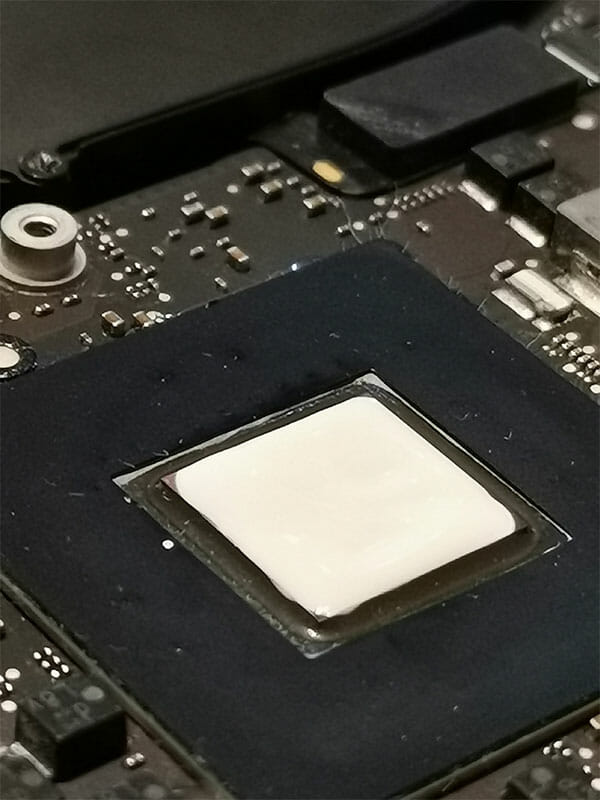 Picture of thermal paste applied on a processor