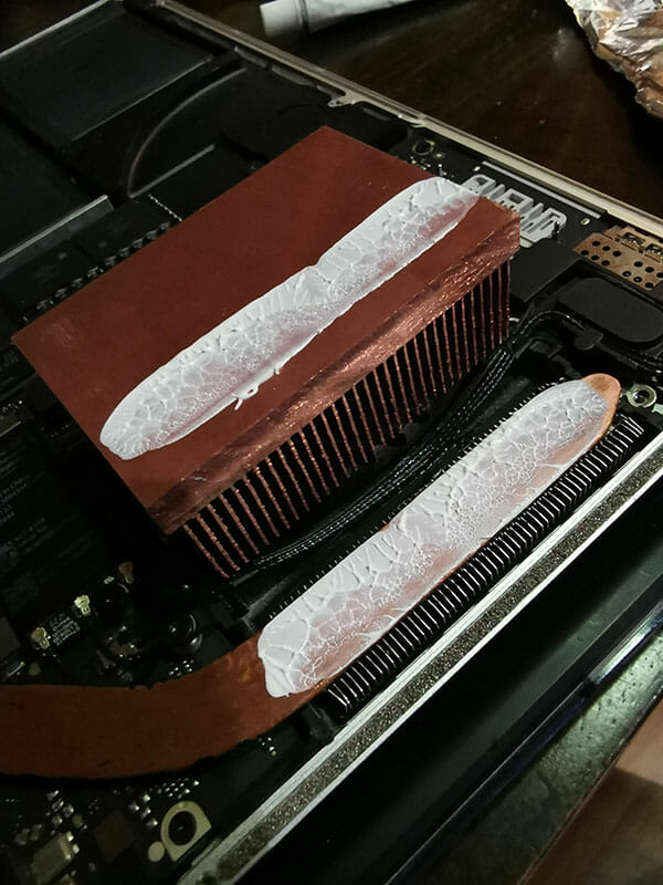 picture of silicone tested on the heatsink