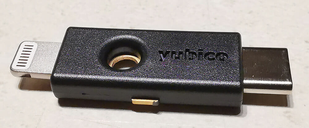 skarpt Mangle kirurg Yubico YubiKey 5Ci with USB-C and Lightning connector for mobile devices