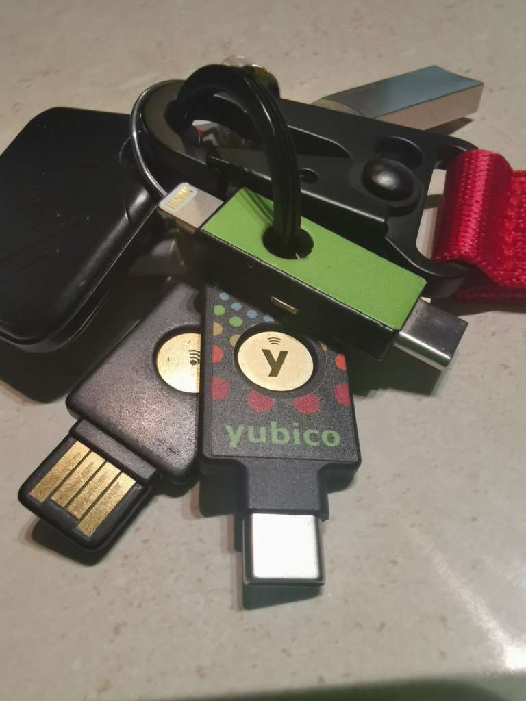 YubiKeys on my Keychain